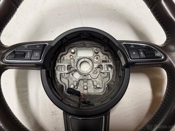 Triramenny volant - Audi A7 - 8