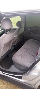 Citroen C5 kombi 2,2 HDi 2002 - 8