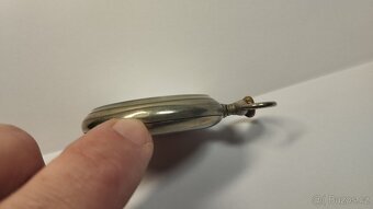 Zachovalé kapesní značkové hodinky DOXA s medailema - 8