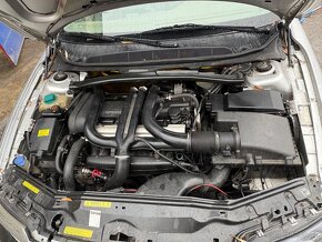 Volvo S80 2.9 T6 (manuál) na díly - 8