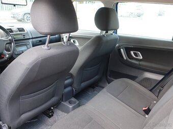 Škoda Fabia Kombi 1.4 16V ELEGANCE DIG.KLIMA TAŽNÉ - 8