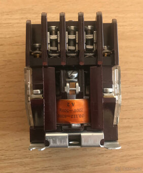 Výkonové stykače - 8