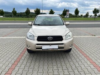Toyota RAV4 2.0i 112kw 4x4 1. maj. koup. ČR TZ - 8