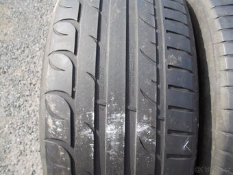 Pneu 245/45R18  100W - 8