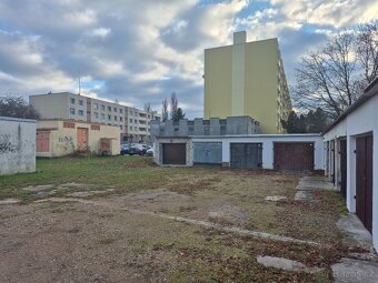 Garáž Poděbrady - Kunštátská - s elektřinou - 8