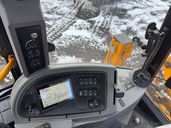 JCB 3CX Traktorbagr - 8