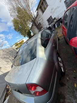 Prodám náhradní díly s VW Passat B5.5 - 8