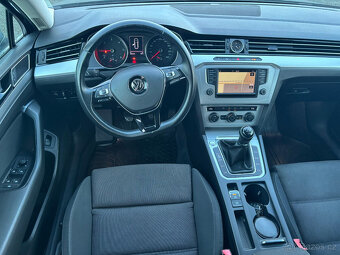 Volkswagen Passat - 8