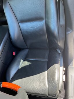 Lexus LS 460 4.6 V8 - 8