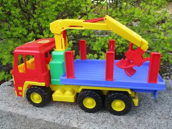 2x PLASTOVÉ AUTÍČKO - NÁKL. LITTLE TIKES a LESOVŮZ CAVALLINO - 8
