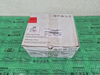 světlo levé zadní vnitřní Volkswagen Passat B6 combi 3C99450 - 8