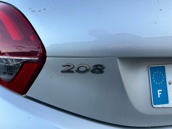 Peugeot 208, 1,2 rok 2015, klima, panorama - 8