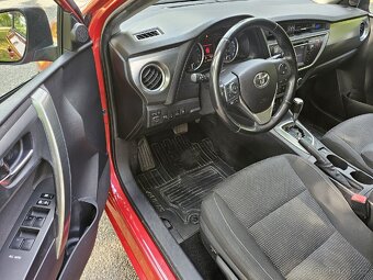 Toyota Auris Combi 1.6i 97KW TS R.V.2014 - 8
