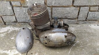 Jawa motor 250 / 353 půlbuben pérák - 8