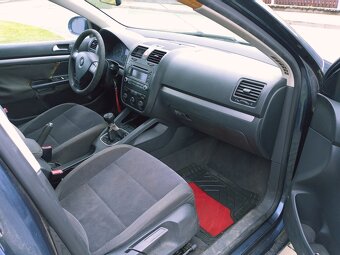 Wolkswagen Jetta 1.6 75 kW rv 2006 - 8
