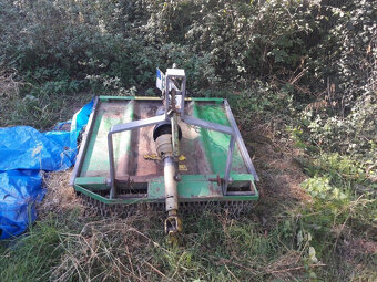 Traktor + příslušenství - 8