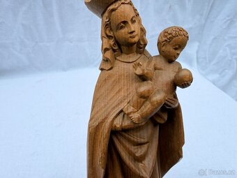 Dřevěná socha Panna Marie královna s jezulátkem - 8