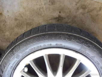 Prodám orig.16" litá kola s celo.r. pneu. na ALFA ROMEO 156 - 8