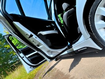 BMW E91 320d LCi / 2009 / - 8