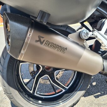 BMW R 1250 R - 8