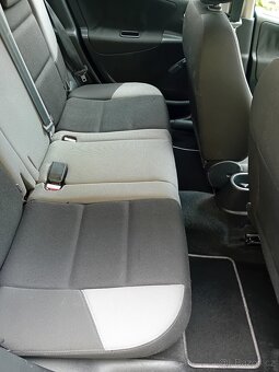 Peugeot 207 sw - 8