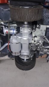 Podlahový mycí stroj Cleanfix Sauber RA 900 se sed.obsluhou - 8