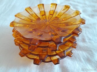 STAROŽITNÉ SKLENĚNÉ MISKY Art Deco  -  čtyři kusy - 8