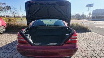 Mercedes-Benz SLK 200, rok 2001 - 8