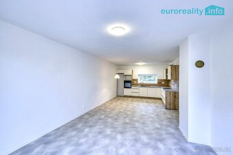 Prodej, rodinný dům, 266 m2, Plzeň - Křimice - 8