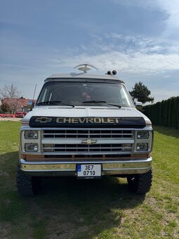 Chevrolet Camper Chevy Van G30, 6,2 diesel - 8