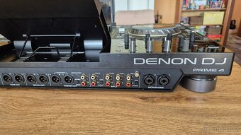 Denon DJ Prime 4 - 8