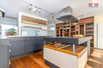 Prodej bytu 3+kk, 160 m², Praha, ul. Spinozova - 8