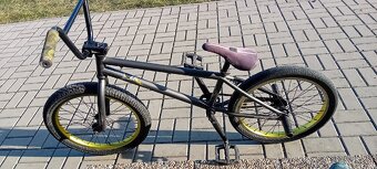 Kolo bmx bike 20.7' - 8