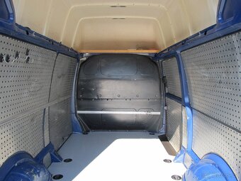 Volkswagen Transporter 2.5 TDI 4x4 ČR 1.maj - 8