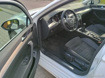 VW Passat B8 R-line kombi - 8