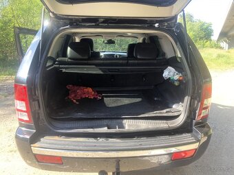 Prodám Jeep Grand Cherokee Limited 3.0 CRD 160kw, r.v. 2010 - 8