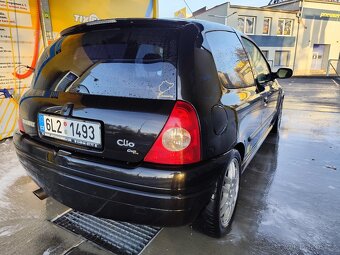 clio sport 2.0 16v - 8