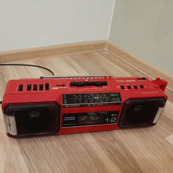 Radiomagnetofon+1-SHARP cerveny gratis. - 8