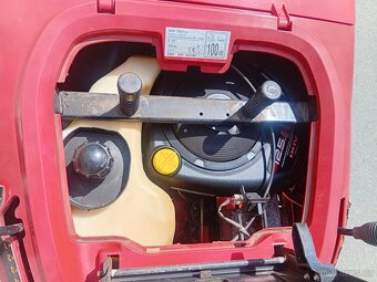 Prodám zahradní traktor Rider Castelgarden F72 - 8