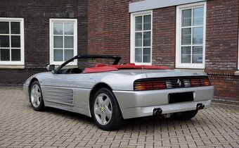 Ferrari 348 Spider z roku 1994 - 8