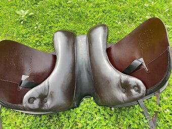 Drezurní sedlo Kentaur 3/17,5 - 8