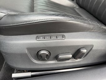 Škoda Superb 2.0 TSI DSG L&K 4x4,CZ - 8