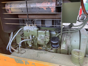 Mobilní generátor 17KW (20KVA) 1585 provozních hodin. Hodiny - 8