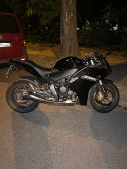 Honda CBR 600f 2011 r.v. - 8