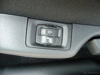 Citroen C3 1.2i Purotech Supreme po 1.majiteli 46 200km - 8
