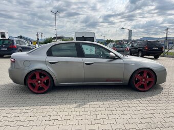 Alfa Romeo 159 3.2 JTS - 8