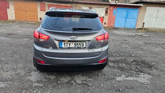Hyundai IX 35 4x4 2.0 CRDi, automat, tažné, servisované - 8