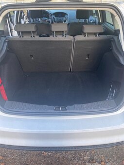 Ford Focus - 8
