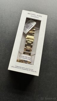Apple watch se 2nd generace 40mm top stav Michael Kors - 8