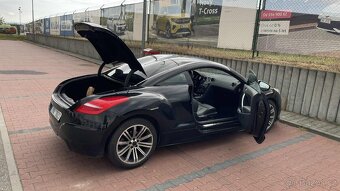 Peugeot RCZ - 8